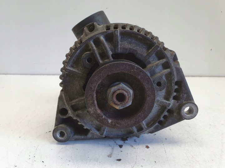 AUDI A4 B5 2.6 V6 ALTERNATEUR BOSCH 0123510061 120A