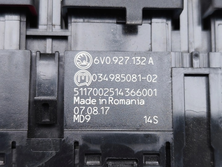 SKODA FABIA BOUTON FEUX D'URGENCE 2017 BERLINE COMPACTE 4/5DR 6V0927132A
