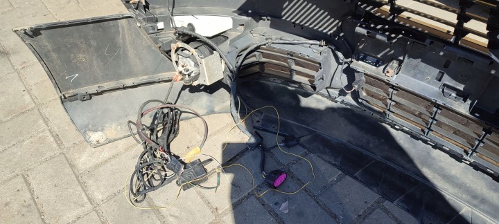 PARE-CHOCS AVANT AVANT VW PASSAT B6 2,0 TDI UNIVERSEL