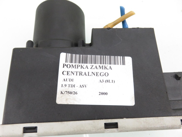 POMPE SERRURE CENTRAL AUDI A3 (8L1) 8D0862257C