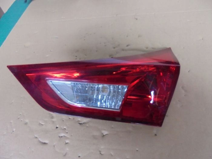 LAMP 228 RIGHT REAR TOYOTA AURIS II FACELIFT IN BOOTLID photo 1 - milautoparts-fr.ukrlive.com