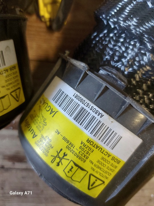 COUSSIN PIÉTON CAPOTS AIRBAG JAGUAR XF 250 608803200 8X23-16E600-AC