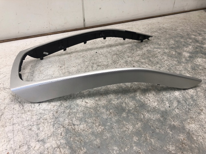BAGUETTES DÉCORS PORTES TUNNELS AUDI A4 B8 LUSKA Y27