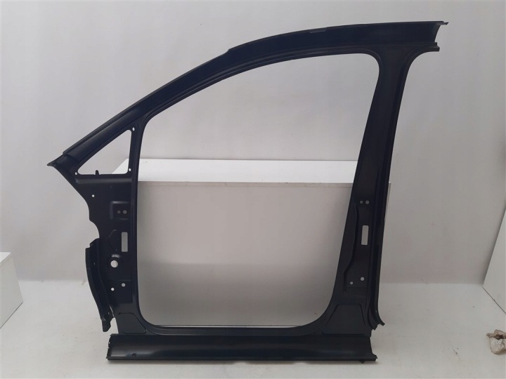 SEUIL POTEAU DROIT AVANT VW TOURAN 1T 2010-2015