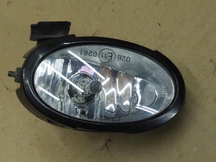 PHARES ANTIBROUILLARD GAUCHE AVANT AVANT P3578 MAZDA 3 1 I BK 03-06