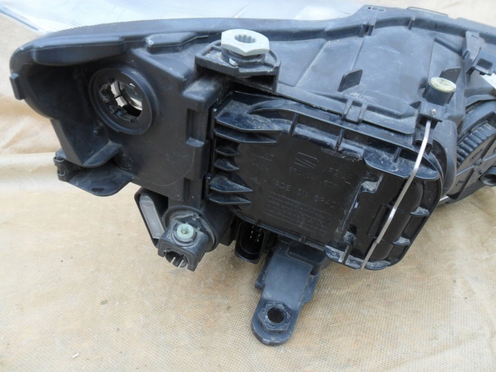 PHARE PROJECTEUR GAUCHE AVANT EUROPE 6F1941005A SEAT IBIZA V 5 2017-