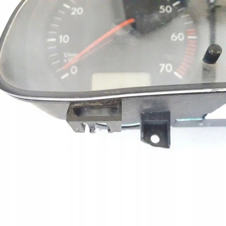 COMPTEUR VW GOLF V (1K1) 1J0919861 1.9L DIESEL 103KW 2002