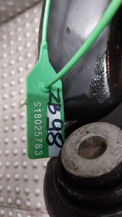 ROTULE DE DIRECTION MOYEU GAUCHE ARRIÈRE 6788049 BMW X1 E84