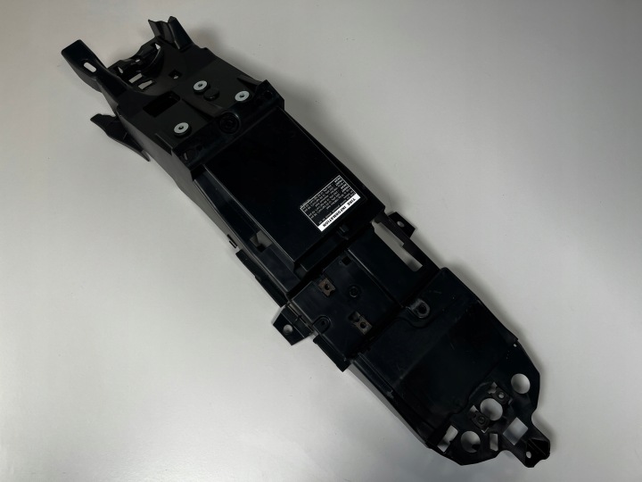 YAMAHA MT-09 14- REMPLISSAGE ARRIÈRE BOÎTE À GANTS BATTERIE 1RC-8212B-00