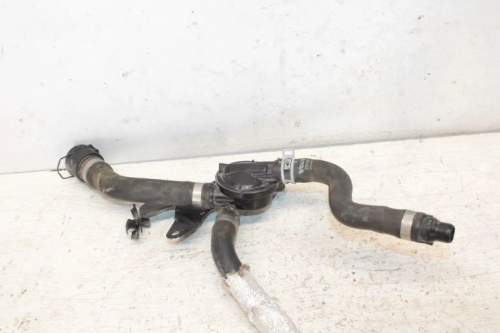 PETIT MOTEUR CIRCULATION EAU VOLVO XC60 31368325 2.0L 2020