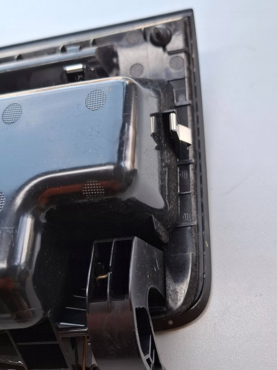 VW TOUAREG 7P BOÎTE À GANTS CONSOLES CENTRAL 7P6857922