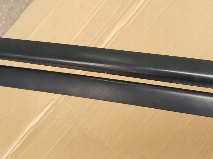 ENSEMBLE MOULURES VITRES SUPPORTS AVANT AUDI A4 B8 2007-2015 ORIGINE