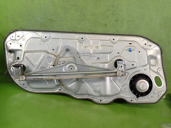 ÉLÉVATEUR VITRES DROIT AVANT VOLVO C30 08R