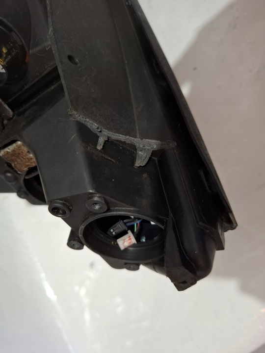 HYUNDAI I30 3 III LIFT PHARE LED DROIT DROITE PROJECTEUR 92102G4600