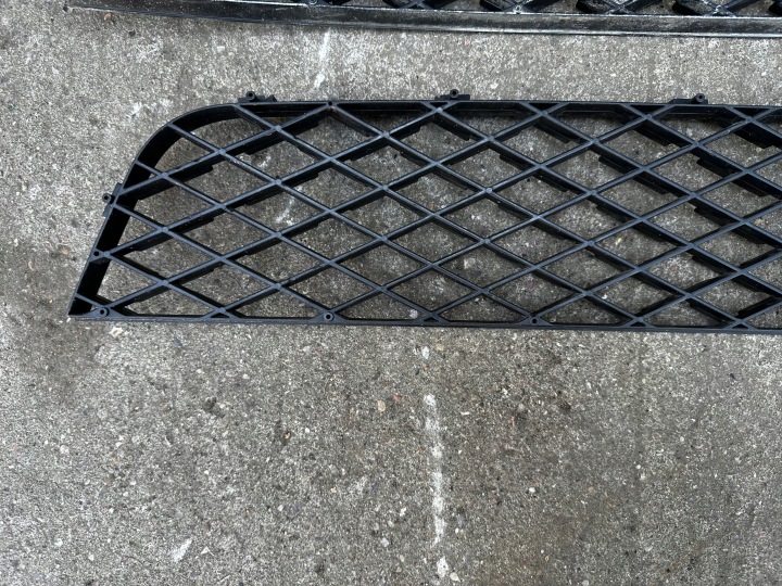 GRILLE PARE-CHOCS AVANT 96663609 CHEVROLET MATIZ SPARK