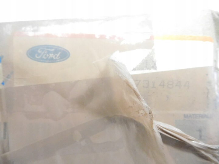 MOYEU ROUES ARRIÈRE FORD ESCORT FIESTA OE 7314844