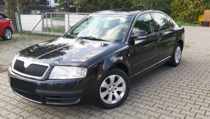 FIXATION VIS ROUES DE RÉSERVE SKODA SUPERB I 1 LIFT 01-08 3B5803899G