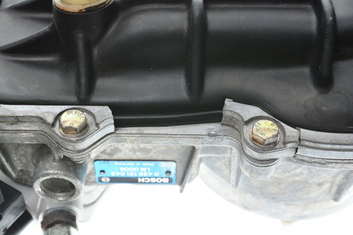 DISTRIBUTEUR MERCEDES 0438121043 0438101026 0438161001 0125450728 1021410545