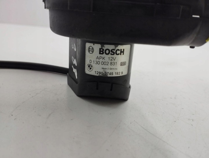 BMW X5 E53 2001 VENTILATEUR ORDINATEUR MOTEUR 0130002831