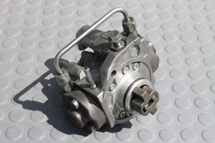 POMPE INJECTION TOYOTA RAV4 IV 2.0 D4D 12-15