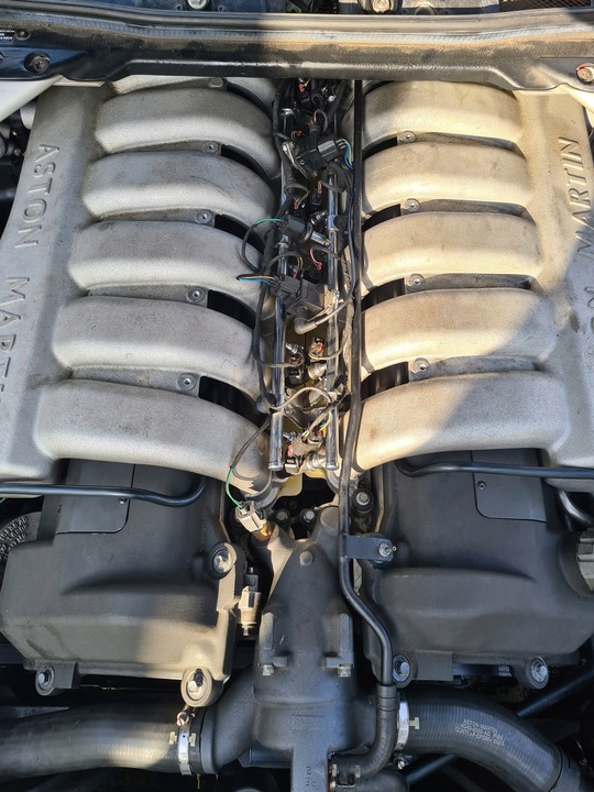 ENGINE MOTOR 5.9 6.0 V12 AM04 AM4 ASTON MARTIN DB9 