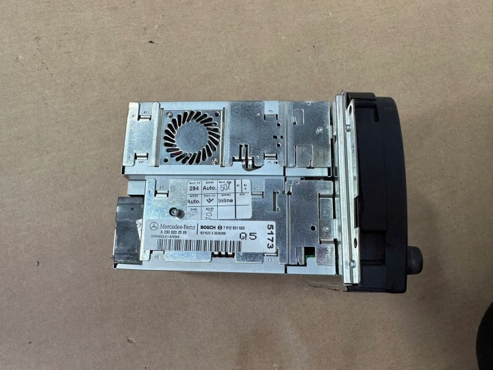 RADIO UNITÉ COMAND, NAVI, NAVIGATION HEAD MERCEDES SL R230, W230 H2