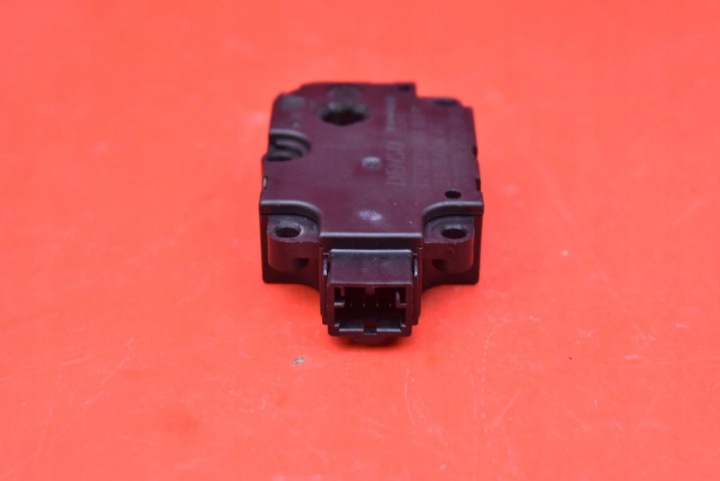 PETIT MOTEUR RÉCHAUFFEURS CZ113930-0854 AUDI A8 D4 4.2 FSI 372 KM 10-14
