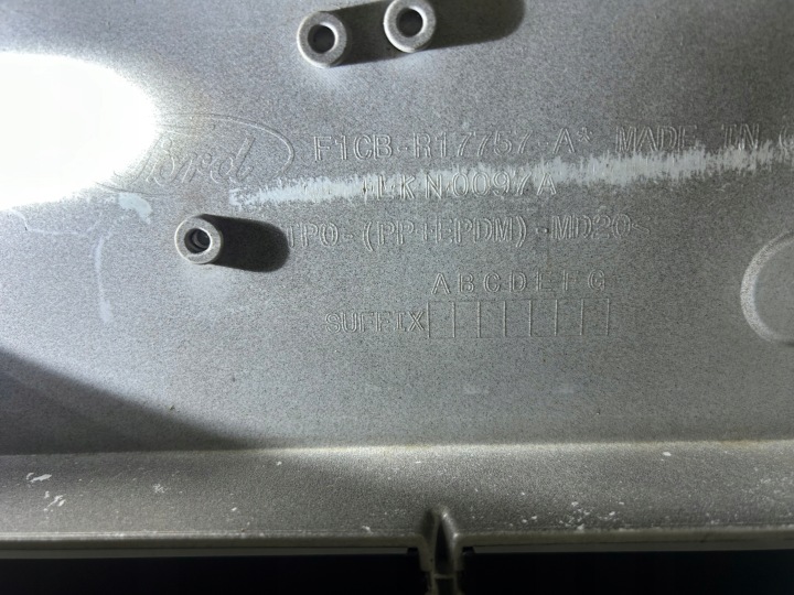 PARE-CHOCS AVANT AVANT FORD C-MAX II MK2 LIFT 14- GRILLE CENTRALE