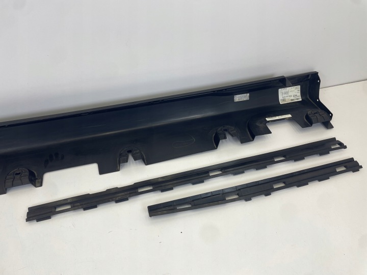 MOULURE REVÊTEMENT SEUIL GAUCHE GAUCHE MERCEDES GLS X167 167 A1676985300 GLISSIÈRES