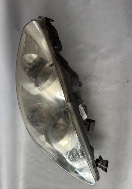 PHARE AVANT GAUCHE CÔTÉ PEUGEOT 308 RESTYLAGE T7 (2011 2015) 9674040080