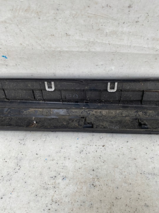 MOULURE PORTES DROIT AVANT LEXUS NX 14-21