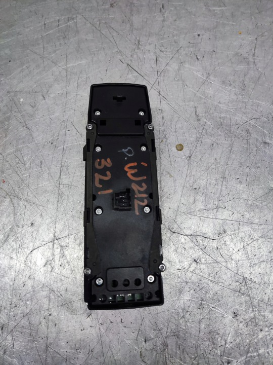 MERCEDES W212 PANNEAU BOUTON VITRE COMMUTATEUR A2129056100