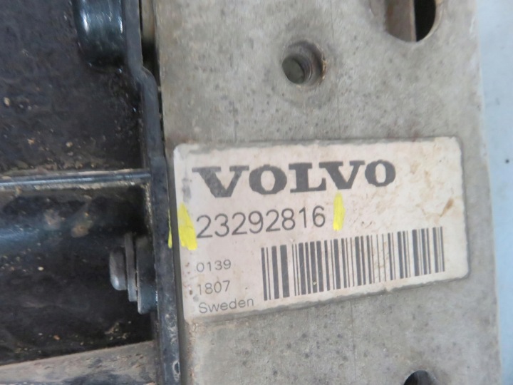 RADIATEUR EAU VOLVO FH II 500 23282839 23292816
