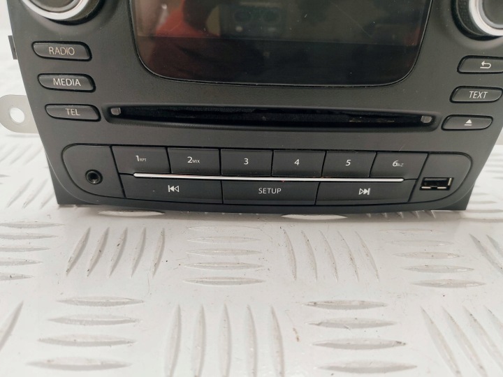 STACJA MULTIMEDIALNA OPEL VIVARO 281155102R