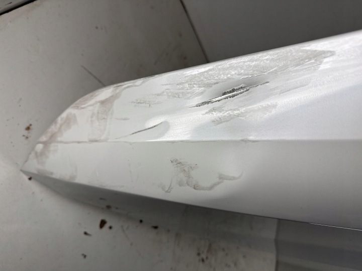 BMW 1 F40 19- CAPOT COUVERCLE BLANCHE 4100 9492428