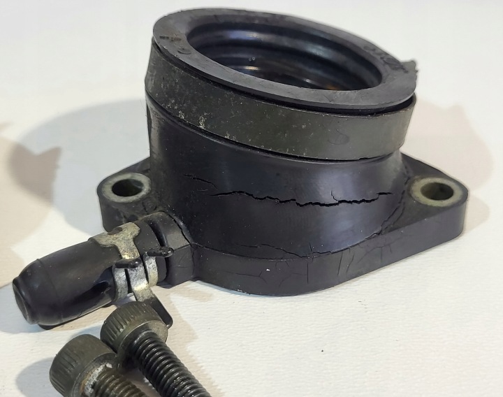 KROCCE SSACE YAMAHA FAZER FZS 600 1998-2004R