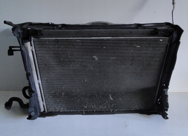 MERCEDES GLC 253 2.0 LIFT PANNEAU AVANT RENFORCEMENT RADIATEUR VENTILATEUR 850W