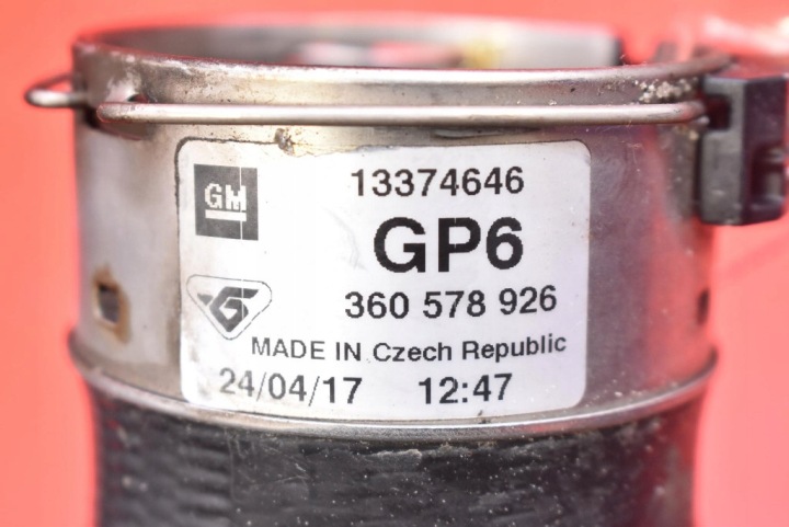 TUYAU FIL TUYAU ÉCHANGEUR D'AIR DE SURALIMENTATION 13374646 OPEL ASTRA 5 V K 1.4 T 150 KM 15-20