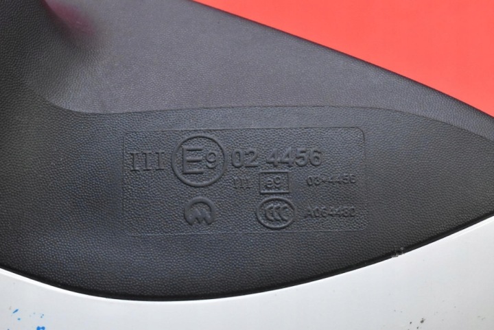 RÉTROVISEUR DROIT LB9A EUROPE 024456 SEAT LEON 2 II LIFT 09-12 5 GOUPILLE