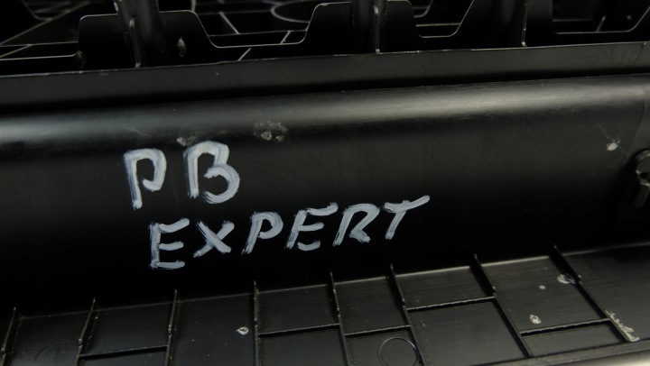 EXPERT III DEGRÉ PROTECTION SEUIL DROITE 9808681277
