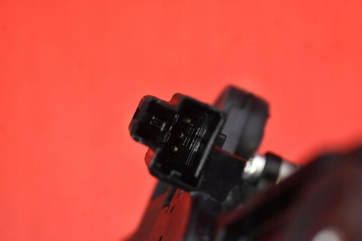 PETIT MOTEUR ESSUIE-GLACES ARRIÈRE 8V41-17K441-AB FORD KUGA MK1 I 08-13