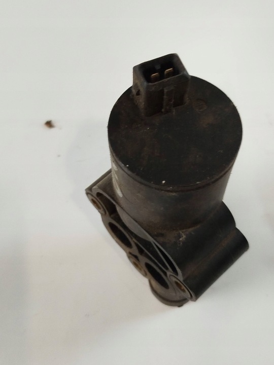 SOUPAPE RÉGLAGES VITESSES AUDI A4 B5 078133455A