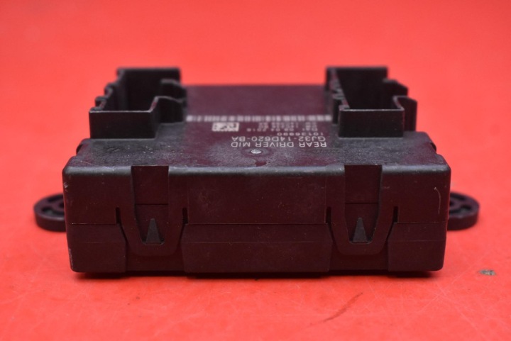 CONTRÔLEUR MODULE PORTES GAUCHE ARRIÈRE GJ32-14D620-BA JAGUAR F-PACE X761 16-20
