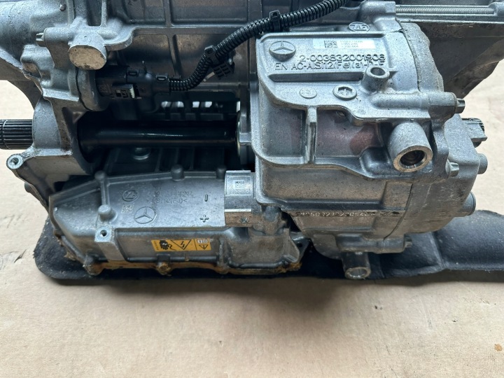 MOTEUR ARRIÈRE MOTEUR ARRIÈRE GROUPE MOTOPROPULSEUR ARRIÈRE MERCEDES EQA W243, H243