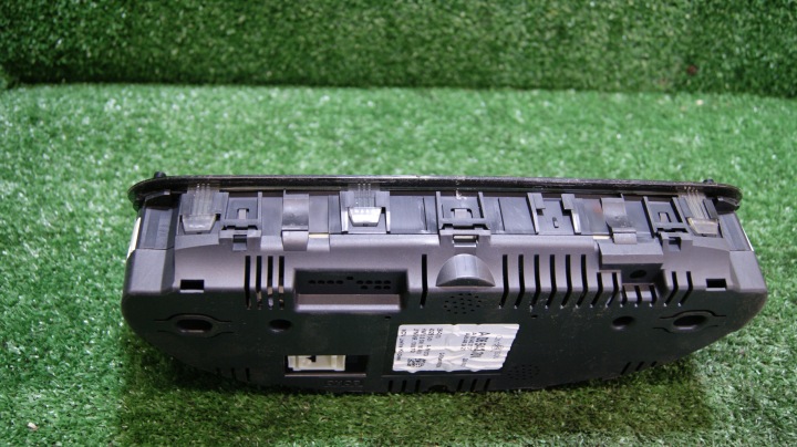 TABLEAU DE BORD COMPTEUR MERCEDES-BENZ SPRINTER 906 A9065422101