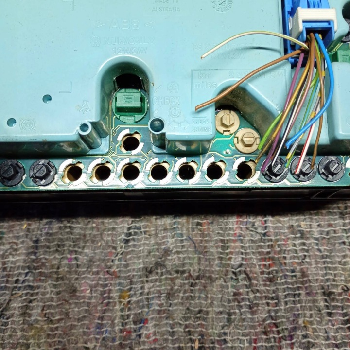 COMPTEUR TABLEAU DE BORD BMW 3 E36 1.8 TDS 62118361154