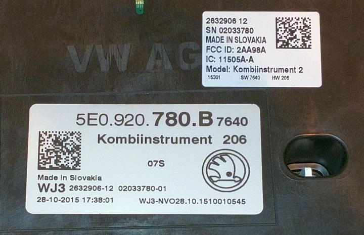 COMPTEUR TABLEAU DE BORD SKODA OCTAVIA III MK3 1.4 1.8 TSI 5E0920780B