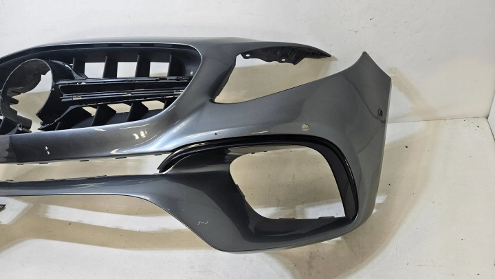 PARE-CHOCS AVANT AVANT MERCEDES E-KLASA 213 6.3 63 AMG A2138880900