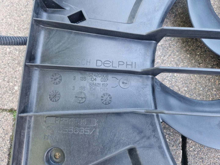 OPEL ASTRA J CDTI CHÂSSIS AVEC VENTILATEUR 13250332 0130308404