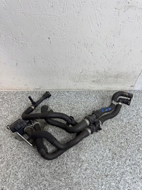POMPE À EAU CONDUITES DE DÉRIVATION VOLVO XC40 2017-2024 31439790 31686818 32222093 2.0 D4